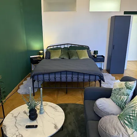 Cozy - 5 Min From Main Station Appartamento