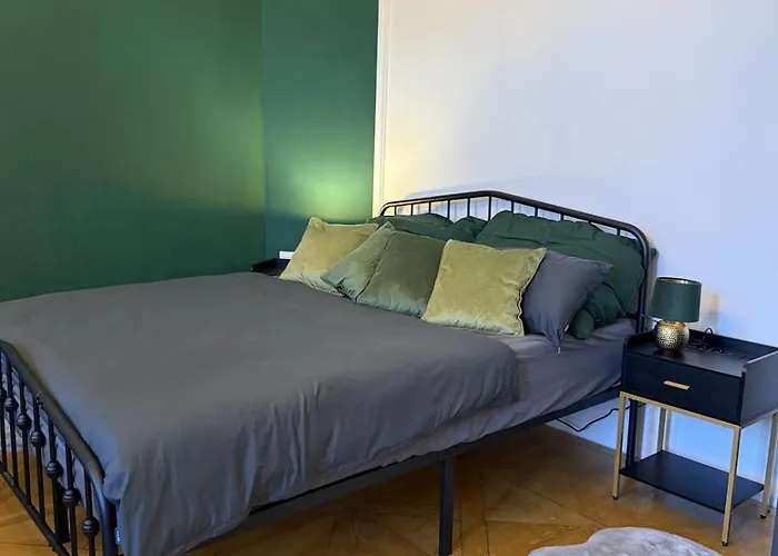 Cozy - 5 Min From Main Station *